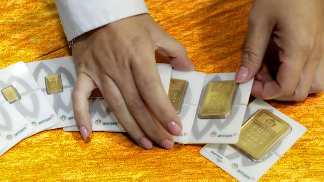 Harga Emas Dunia Rebound, Tapi Tekanan Pasar Belum Usai